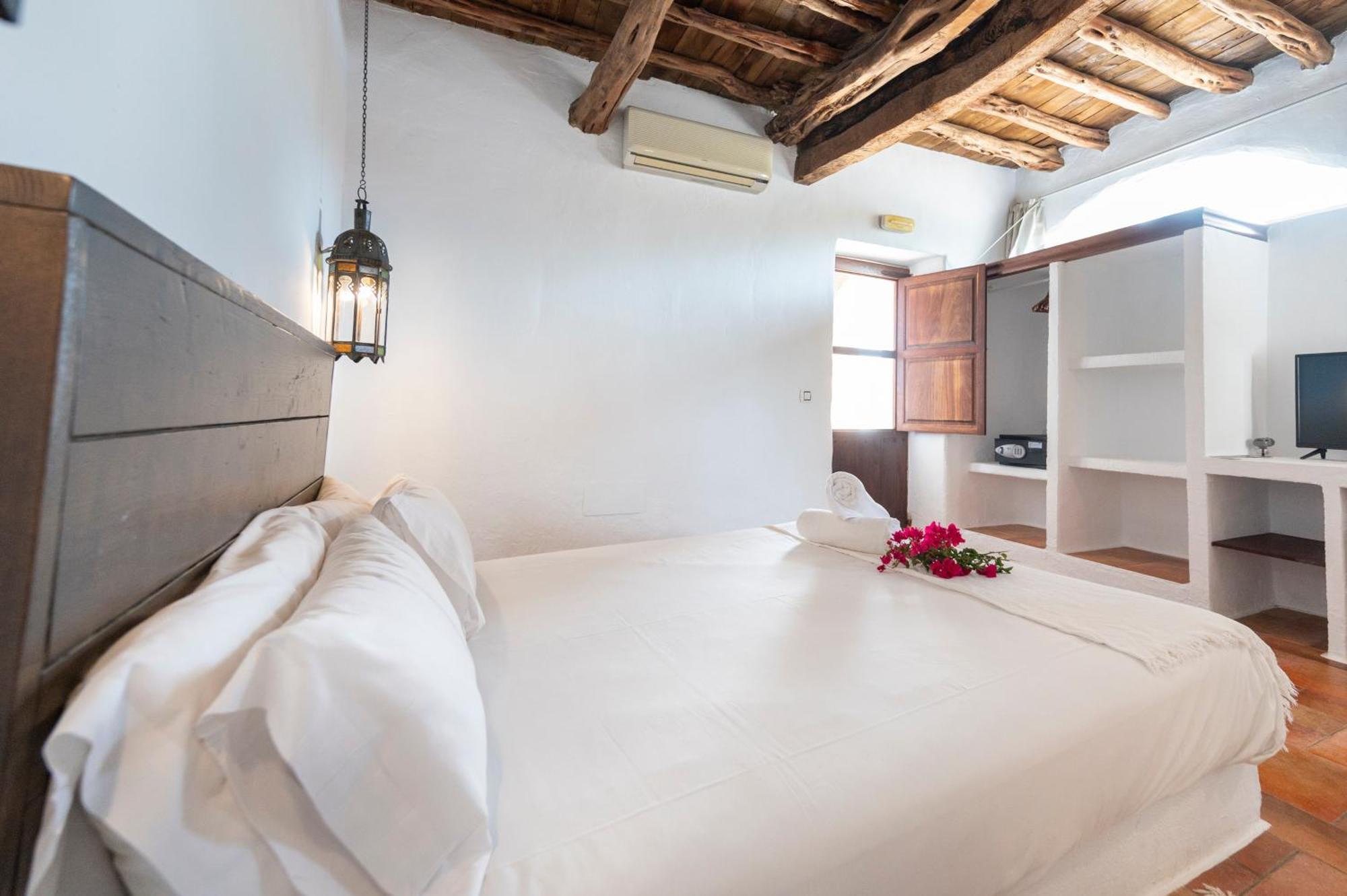 Agroturismo Can Marquet - Adults Only Santa Gertrudis  الغرفة الصورة